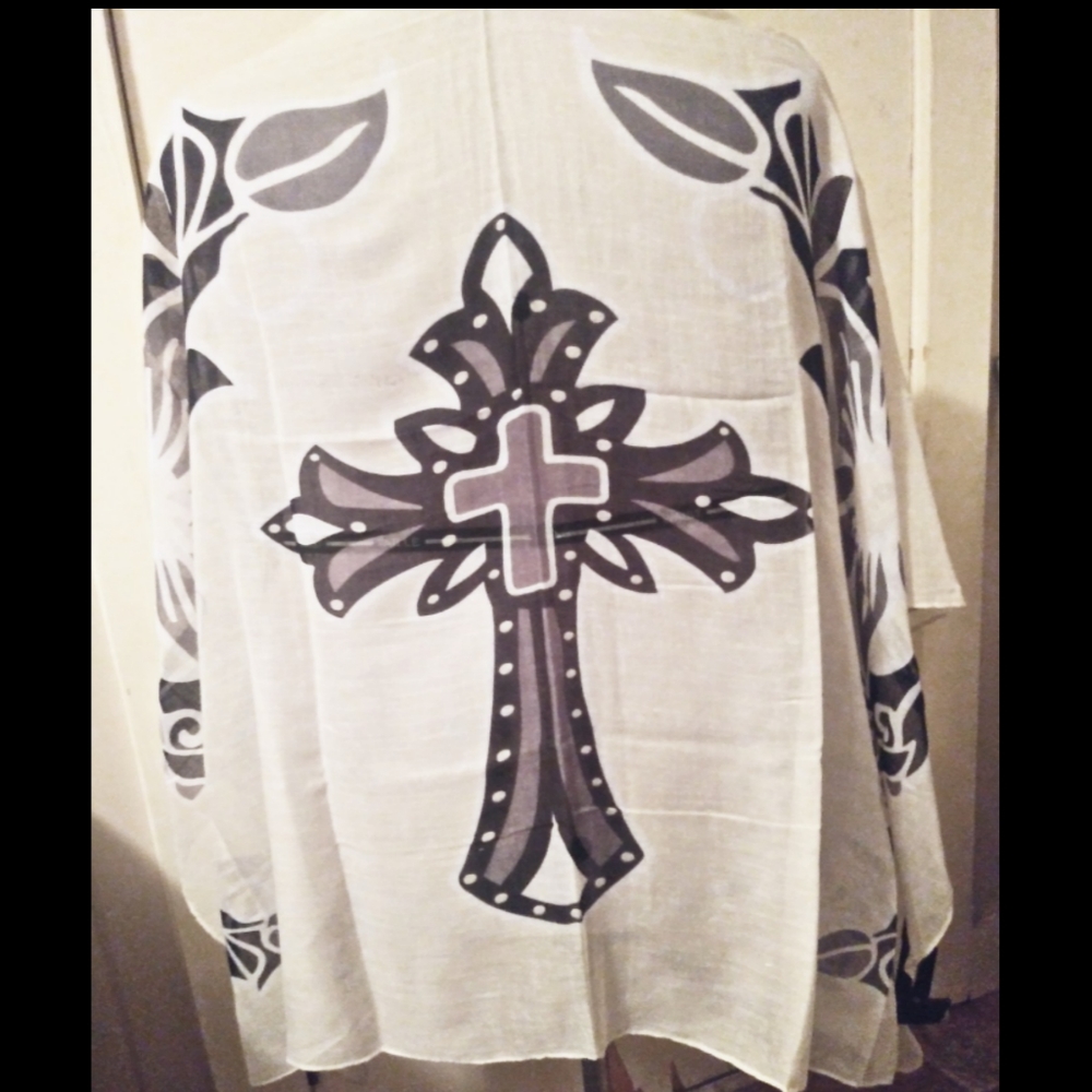 New gorgeous cross and flower kimono/cover up